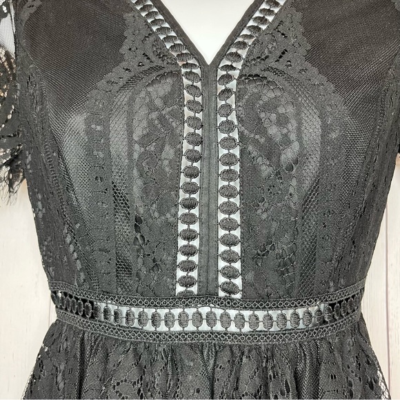 Funlingo Boho Black Lace Dress Women’s Small Short Sleeve V-Neck Lined - Picture 3 of 6